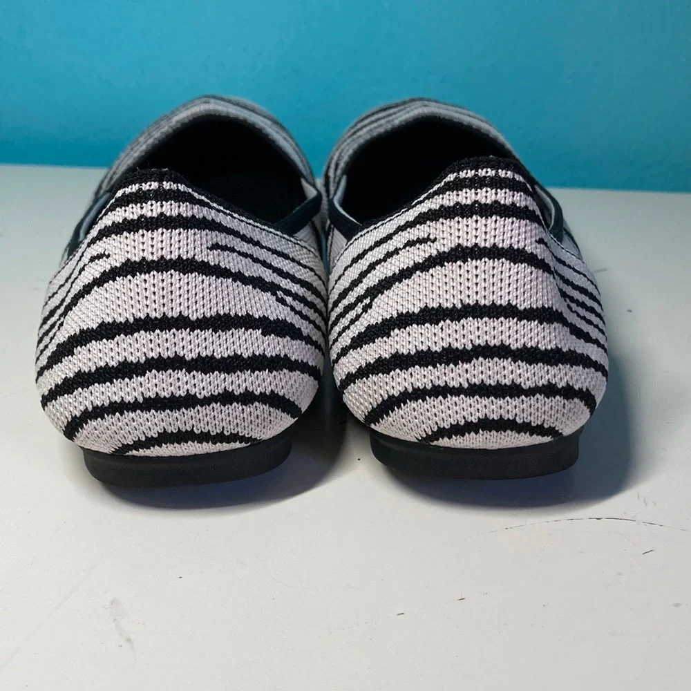 Bacia Knit Ballet Flats Womens Size 9 Machine Washable Zebra Striped Shoes